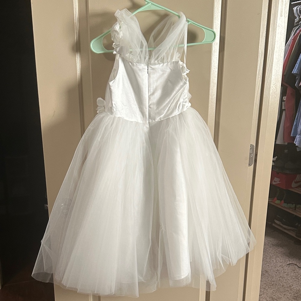 Elegant White Flower Girl or First Communion Dress - Picture 2 of 6